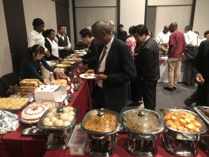 ずらりと並んだアフリカ料理